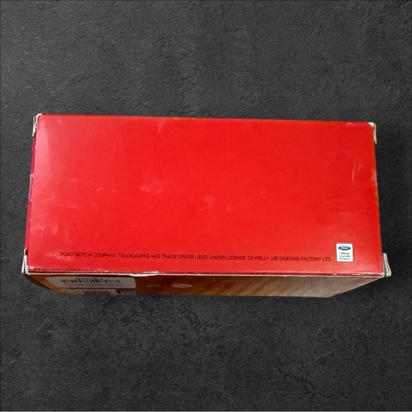 CITGO FUELING GOOD ROAD TRIP FORD TRANSIT CONNECT DIE CAST VAN  - NIB - Picture 6 of 9